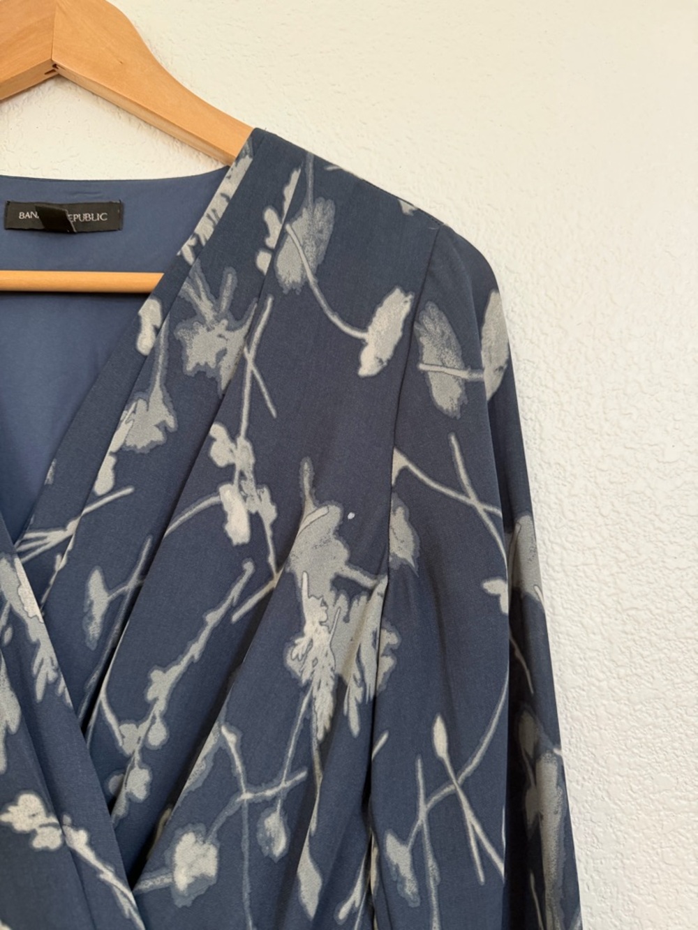 Banana Republic Blue Floral Wrap Dress - Picture 4 of 5